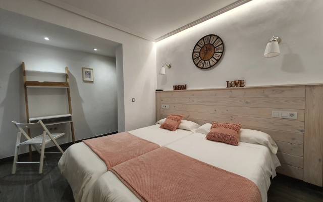 El Nogal Home - Hostel