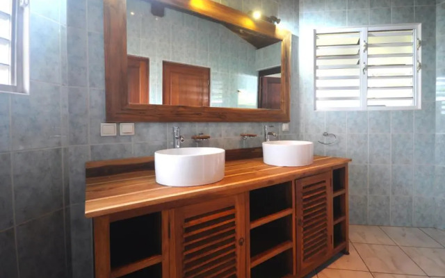 #5 Beach Villa Bliss by TAHITI VILLAS