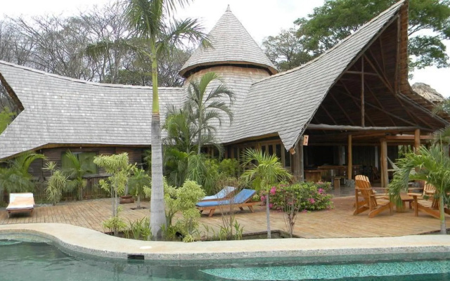 El Sabanero Eco Lodge