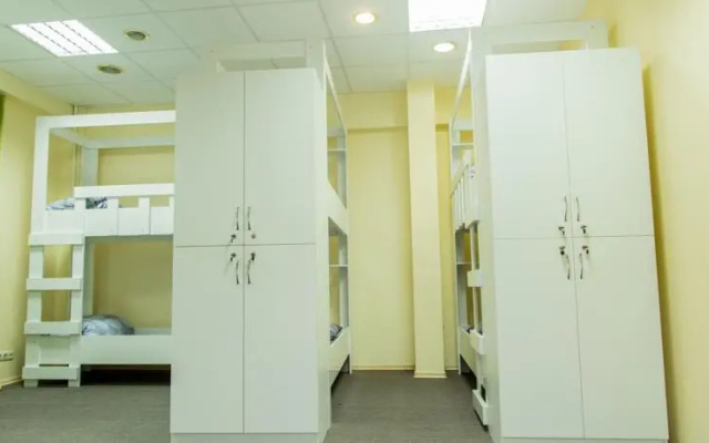 Super Hostel 2