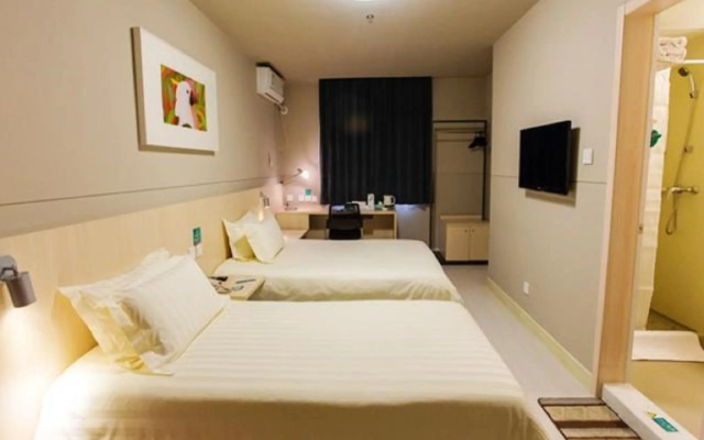 Jinjiang Inn Nanchang Bayi Square Yongshu Road