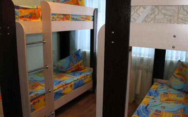 Hostel Den' & Noch'