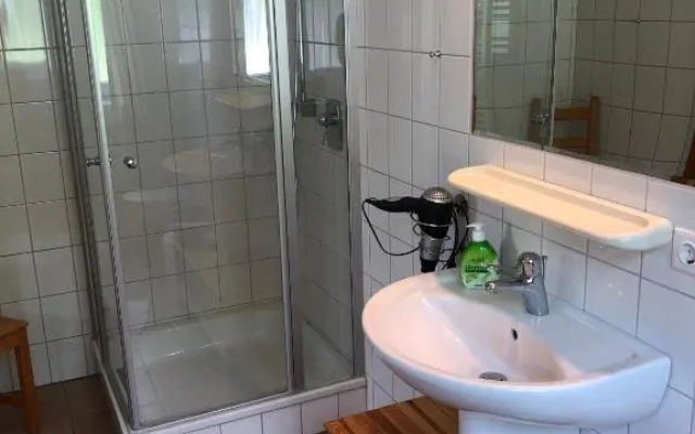 Apartment 4