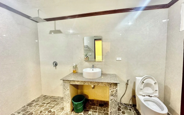 Birdwatchers Beachfront Hotel Panglao