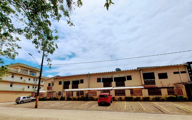 Apartamento Ubatuba 150m do mar Maranduba