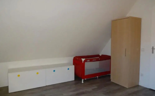 House in Netherlands for 8 With Modern Comfort