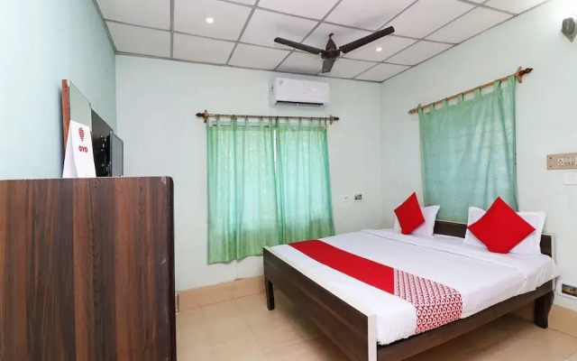 OYO 16101 Samrat Holiday Inn