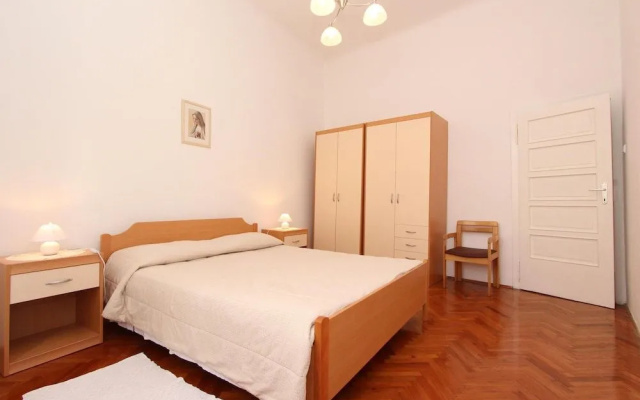 Apartment Riki