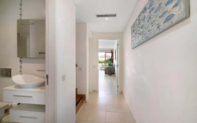 Albufeira Townhouse beach by AlbufeiraRentals