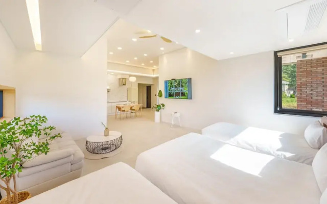 Gangneung Staydasiolgae Poolvillapension