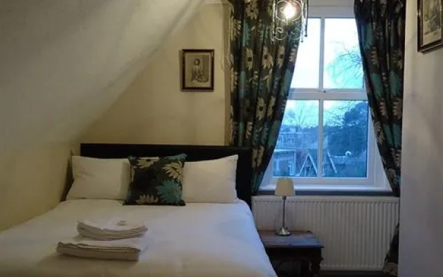 Alfred’s Lodge