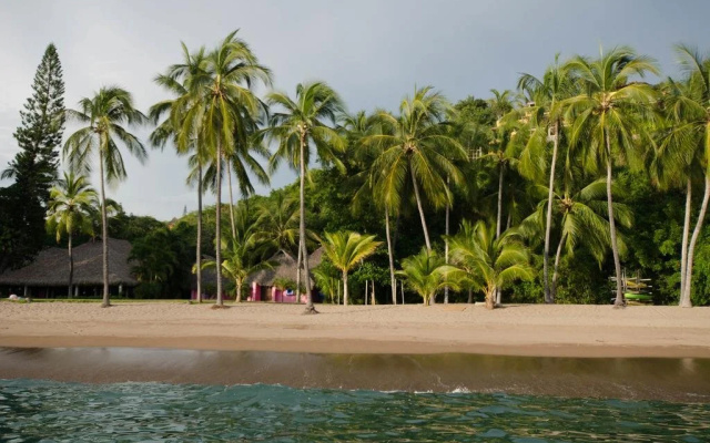 Bungalows & Casitas de las Flores in Careyes