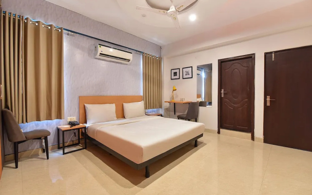 Hotel Rushank Palace By FabHotels