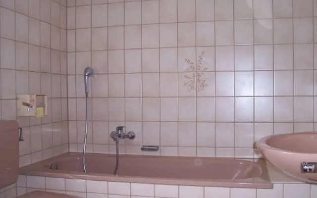 Simplistic Apartment in Suhl near Forest
