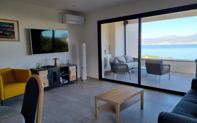 Superbe appartement T3 face mer baie Ajaccio