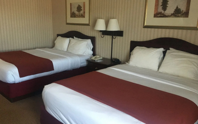 Mountain Inn & Suites