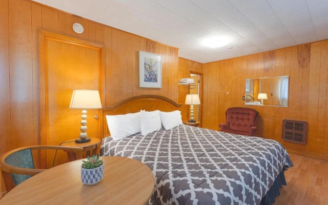 Parkside Motel By OYO Meadville Conneaut Lake