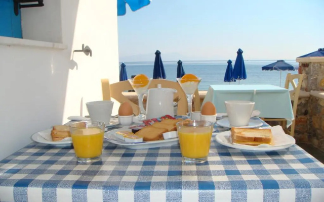 Dream Island Hotel