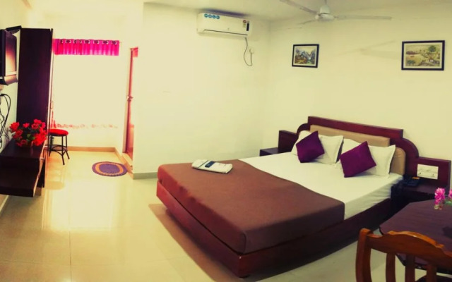 OYO 9417 Seaside Residency
