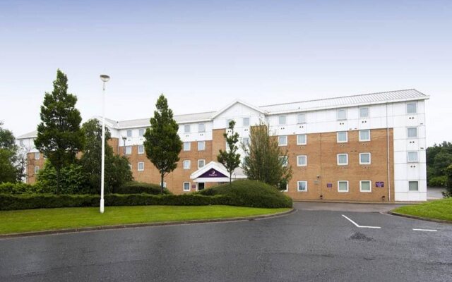 Premier Inn Leeds City West 0