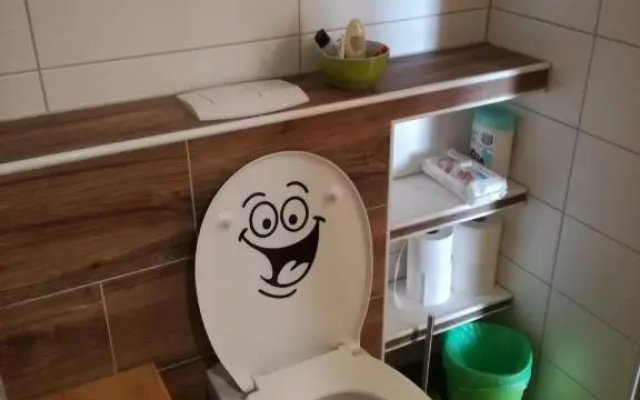 FeWo Schwarz