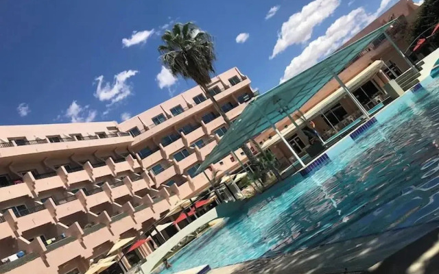 Hotel Byblos