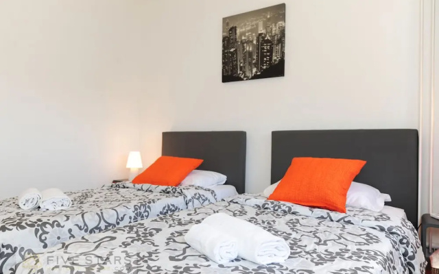 Mesdemoiselles 5 Stars Holiday House