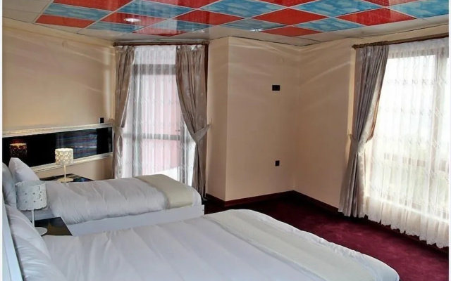 Konerkon Otel Plaza