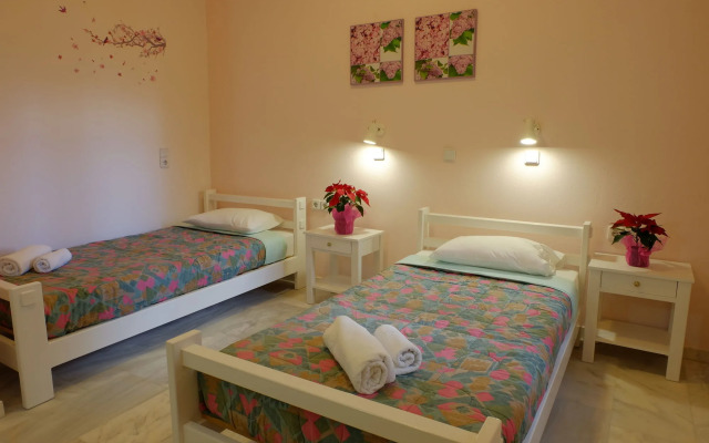 Dialinas Apartments