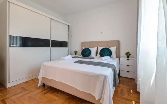 Apartments Ena
