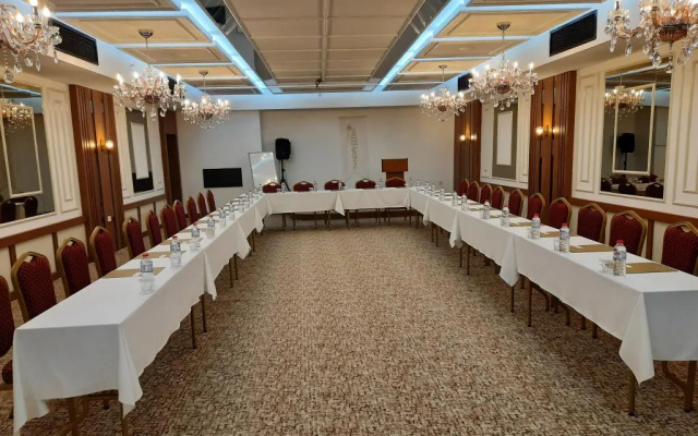 Nadir Business Hotel