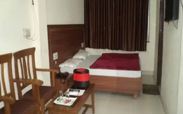 Oyo 40431 Hotel Amar Prem