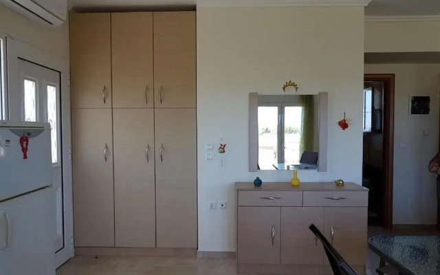 Villa Iris 2 by Travelpro Services- Agios Mama