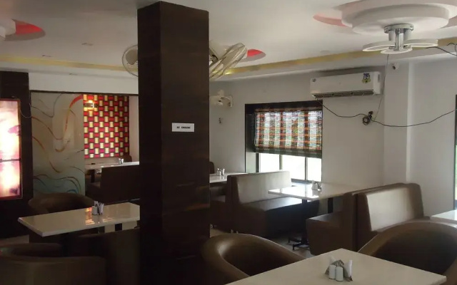 Hotel Anand