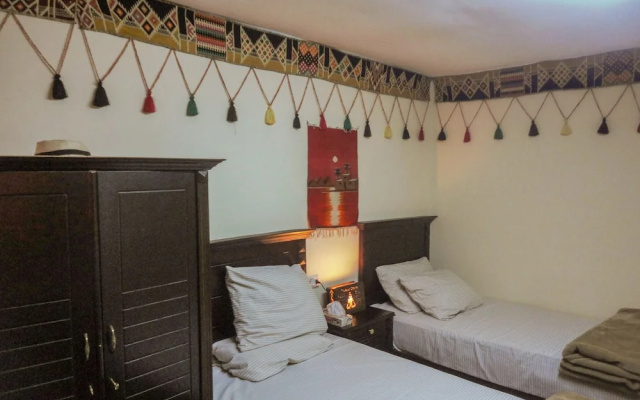 Key of Pyramids View Inn