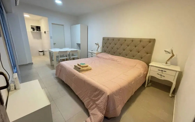 Modern Newly Renovated Studio in Las Cañitas, Buenos Aires