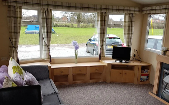 Pitch & Canvas - Self Catering at Broad Oak Farm