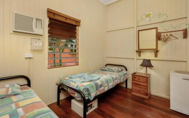 Travellers Oasis - Hostel
