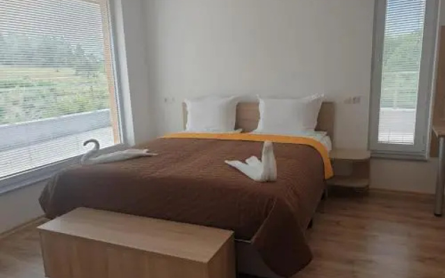 Neven Apartments