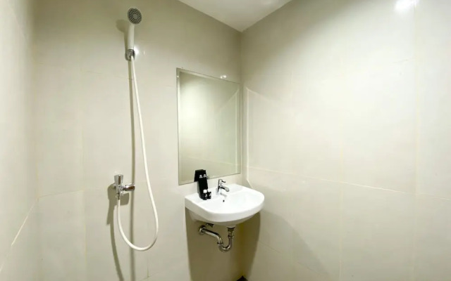 Great Choice Studio Apartment LRT City Jatibening