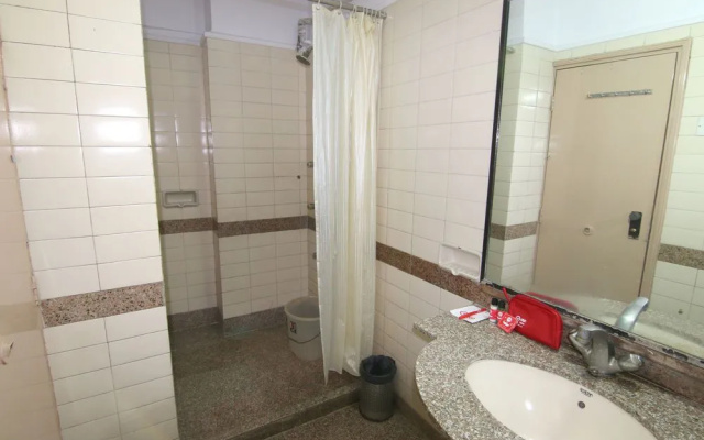 Zo Rooms Goregaon Railway Station