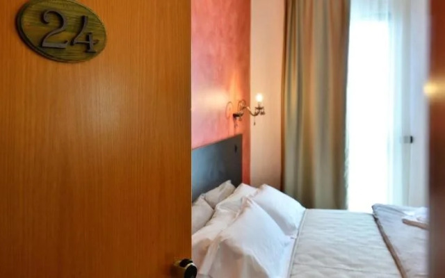 Hotel Oasis