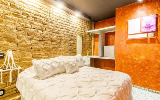 Mintaka Hotel Eco Plastico