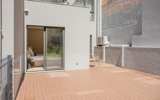Liiiving - City Design Apartment C