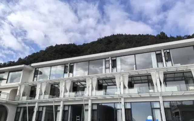 QianYuQianXun Hot Spring Homestay