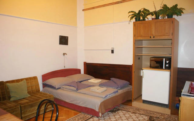 Régiposta Apartman