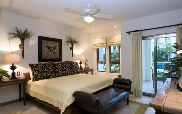 Encanto Paseo Del Sol Family Deluxe Condominiums