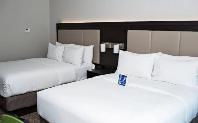 Holiday Inn Express And Suites- Birmingham North-Fultondale, an IHG Hotel
