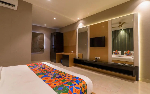 FabHotel Maya Crystal