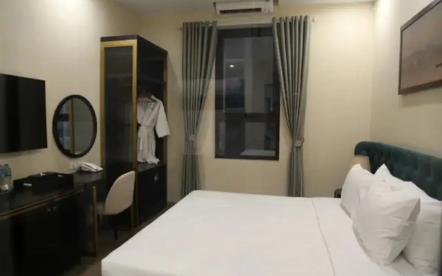 San Quinze Hanoi Hotel
